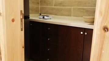 Plaque de cuisson, bouilloire électrique