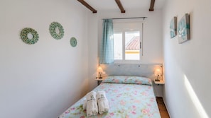 3 Schlafzimmer, Reisekinderbett, WLAN