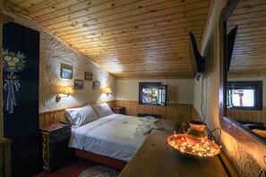 1 slaapkamer, een kluis op de kamer, een strijkplank/strijkijzer