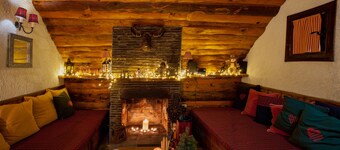 Dandy Villas Agoriani - Chalet Erato - Fireplace