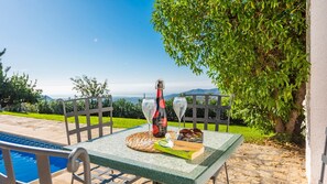 Outdoor dining - Villa Las Flores Frigiliana by Ruralidays (Málaga)