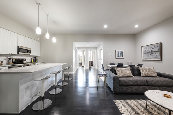 Televisión de pantalla plana, Netflix, servicios de streaming