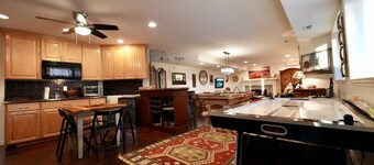 Secluded Mountain Escape ★ XL Hot Tub ★ Close to Ski Fields ★  1G Fiber