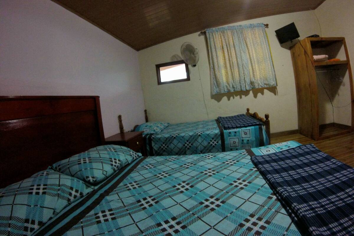 Economy-Dreibettzimmer