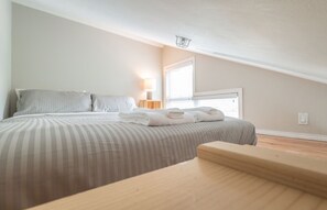 2 slaapkamers, een strijkplank/strijkijzer, wifi, beddengoed