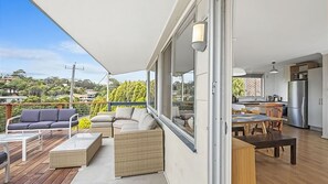 Interior - George Bass Drive 569 On The Beach Living (Malua Bay)