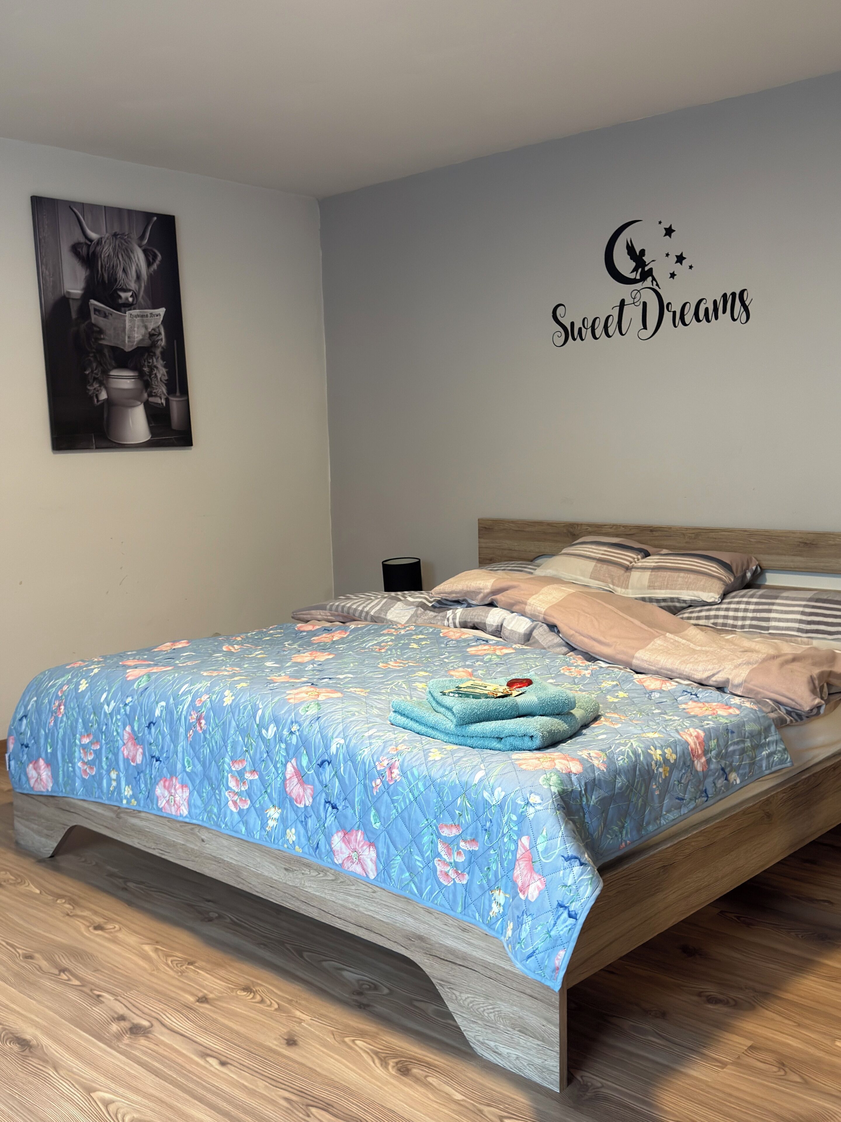 1 Schlafzimmer, Reisekinderbett, kostenloses WLAN, Bettwäsche