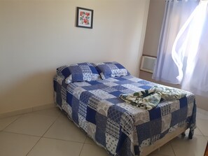 3 quartos, escrivaninha, Wi-Fi, roupa de cama