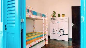 Shared Dormitory, Mixed Dorm | Iron/ironing board, bed sheets