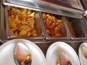 Free daily buffet breakfast