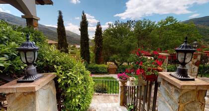 Pou de Belascoain Rural Palace