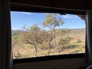 Shared Dormitory | View from room - Hostel Catavento Chapada dos Veadeiros (Alto Paraíso de Goiás)