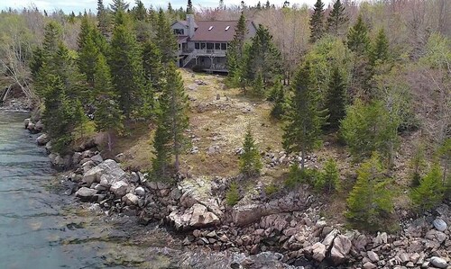 Waterfront Schoodic Nature Lover’s Dream w/ Private Cove (Sleeps 12) 