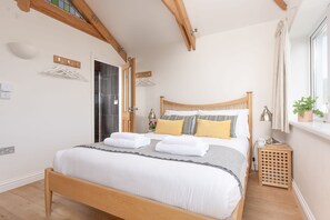 5 habitaciones, wifi y ropa de cama
