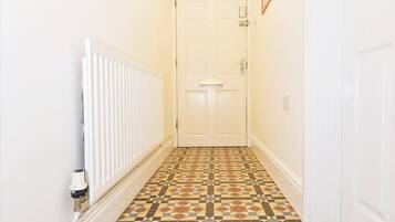 House, Private Bathroom (Whole) | Lobby