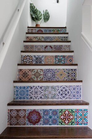 Interior - Bright Charming Guesthouse Close to Downtown DC (Washington)