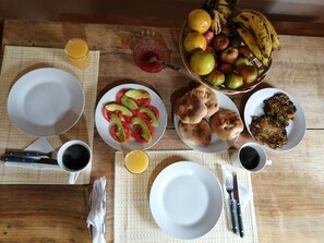 Free daily local cuisine breakfast 