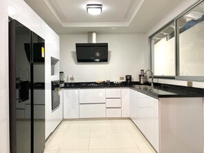 Private kitchen - The Pablo "s Mansion in Cartagena (cartagena)