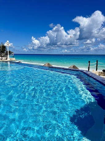 Beach and Ocean Front Apartments 1