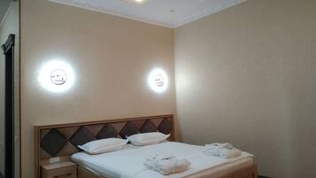 Luxury Suite | 1 bedroom, blackout drapes, iron/ironing board, free WiFi