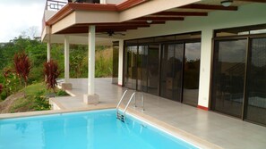 Outdoor pool - Tranquil area with many beautiful beaches within 20 kms (osa ojochal)