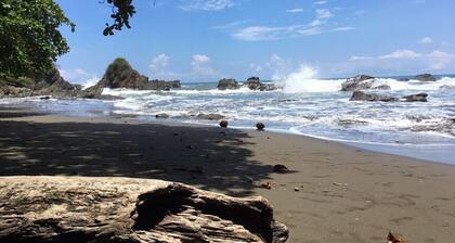 Zona tranquila con muchas playas hermosas