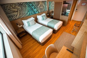 Standard Twin Room | Premium bedding, in-room safe, desk, laptop workspace