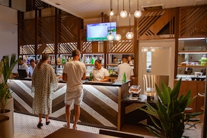 Bar (in der Unterkunft)