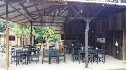 克爾科瓦多香茅旅館