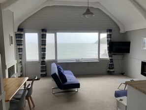 Apartment, 2 Schlafzimmer (Lookout apartment) | Verdunkelungsvorhänge, kostenloses WLAN, Bettwäsche