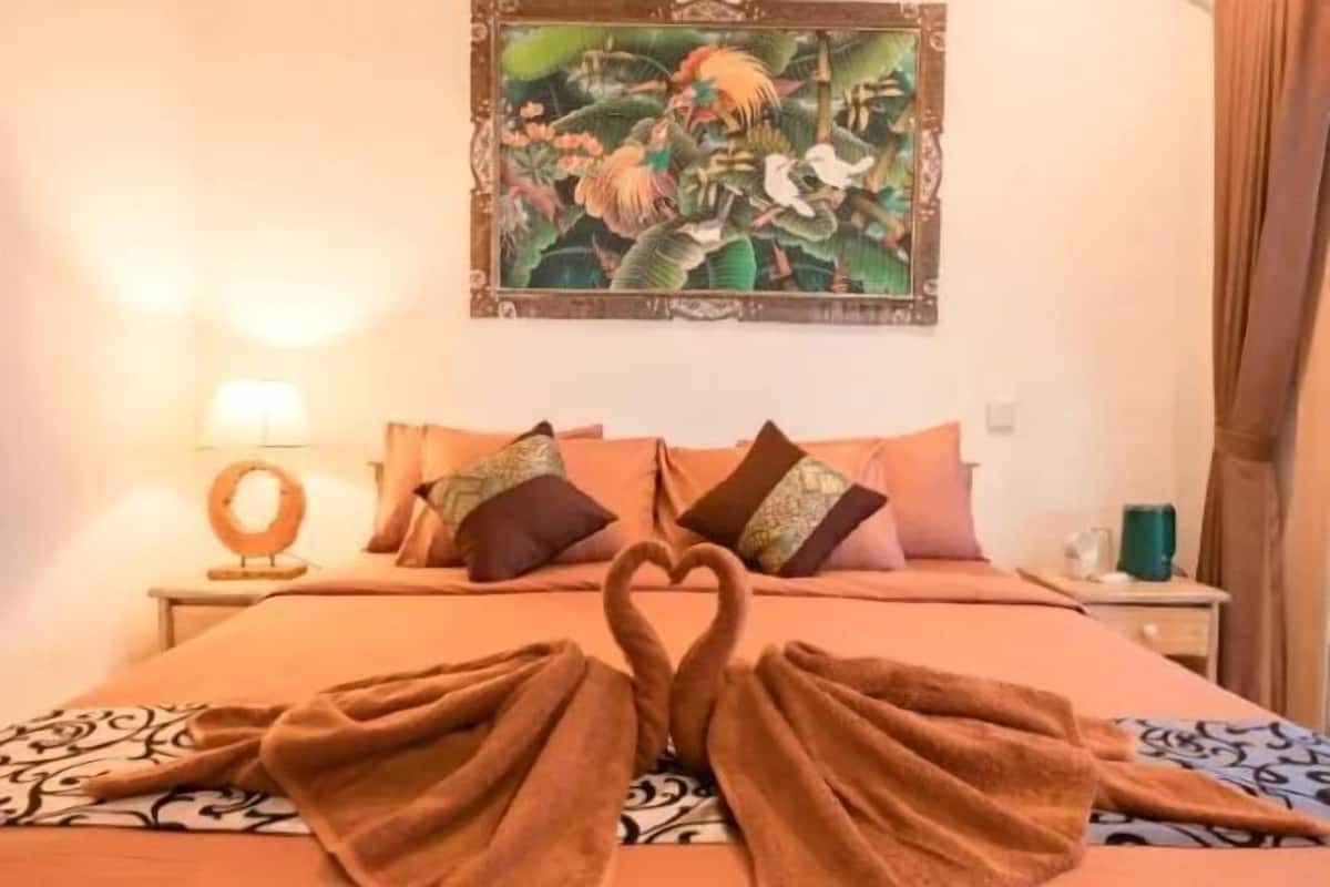 Minibar, cortinas blackout, wifi gratis y ropa de cama