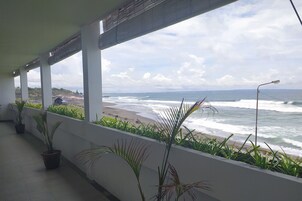 Una playa cerca