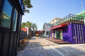 Ngoại thất