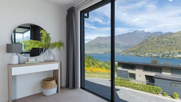 Private 3 Bedroom Apartment | Living area | Flat-screen TV, Netflix, streaming services