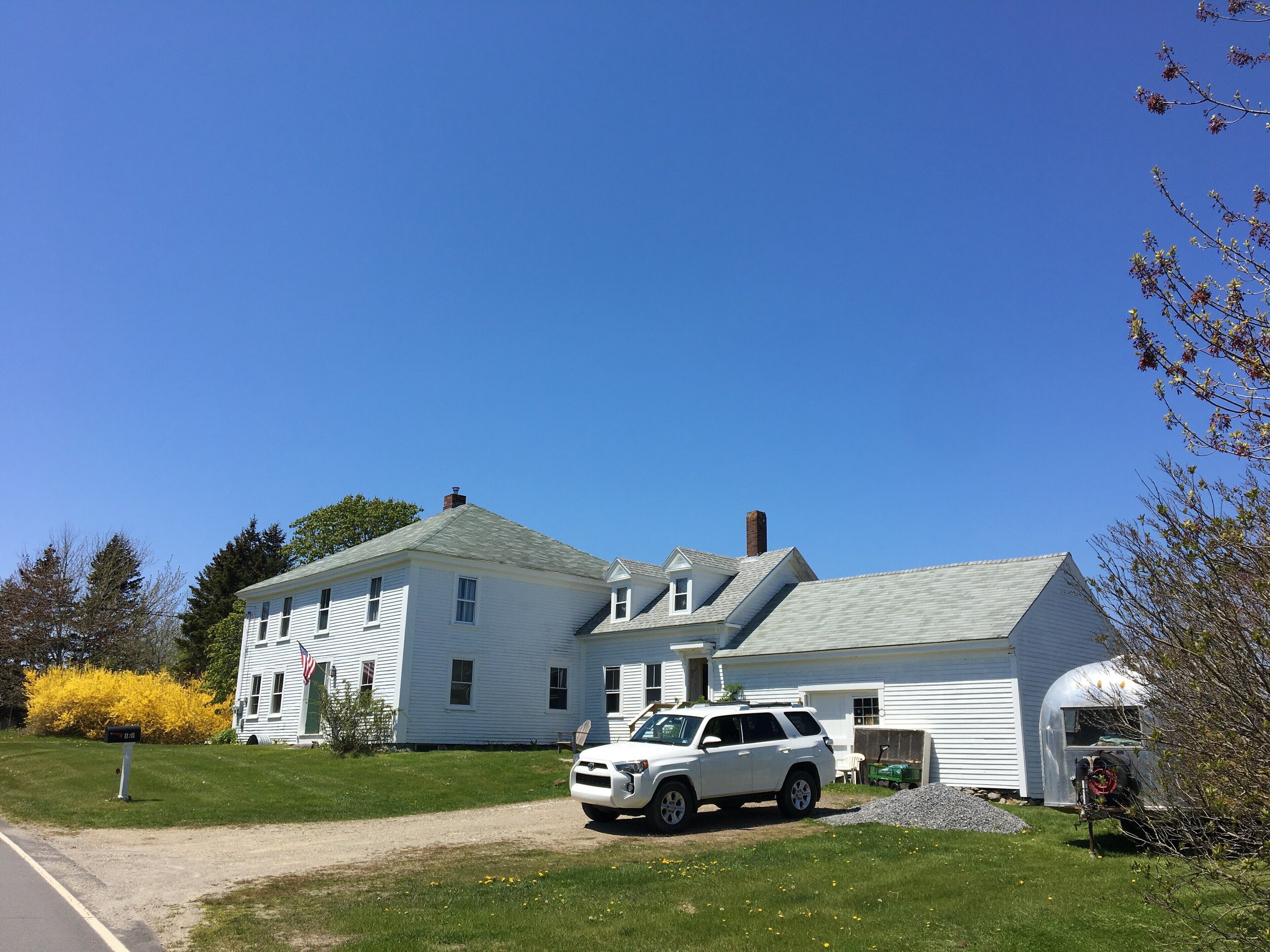 Spacious Farmhouse near Pemaquid Beach & Town Landing