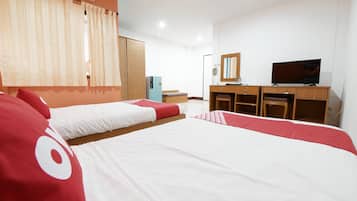 Standard Twin Room | Desk, free WiFi, bed sheets