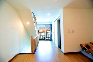 頂級複式房屋 (Grand Family) | 客廳 | LED 電視