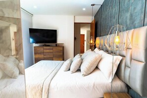 Twin Room | In-room safe, blackout drapes, free WiFi, bed sheets -  Libertg Hotels Spa Medellin (Copacabana)