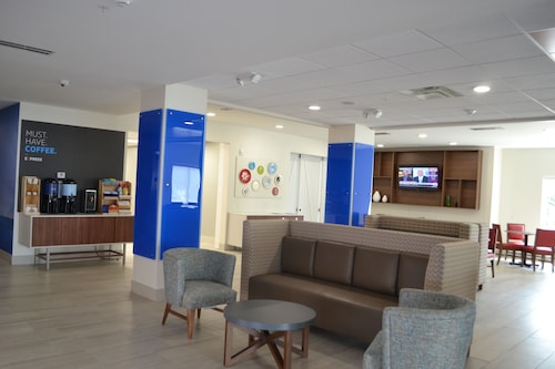 Holiday Inn Express Tallahassee University Central by IHG