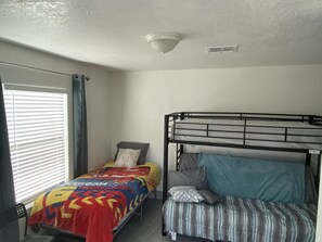 2 bedrooms, WiFi - Best location villa, in central Florida. (Orlando)