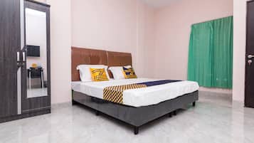 Kamar Double | Meja kerja, Wi-Fi gratis, dan seprai linen