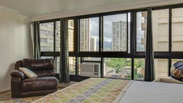 Desk, iron/ironing board, free WiFi, bed sheets