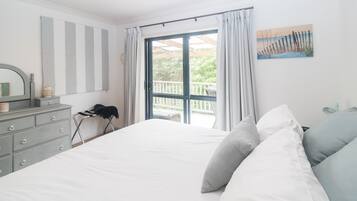 1 soverom, strykejern/-brett, wi-fi (inkludert) og sengetøy