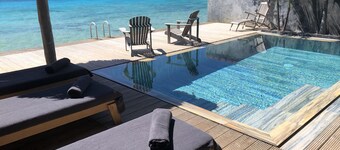 NY!!! KAS Alegria-Ocean - Oceanfront-Villa med tilgang til det karibiske hav!