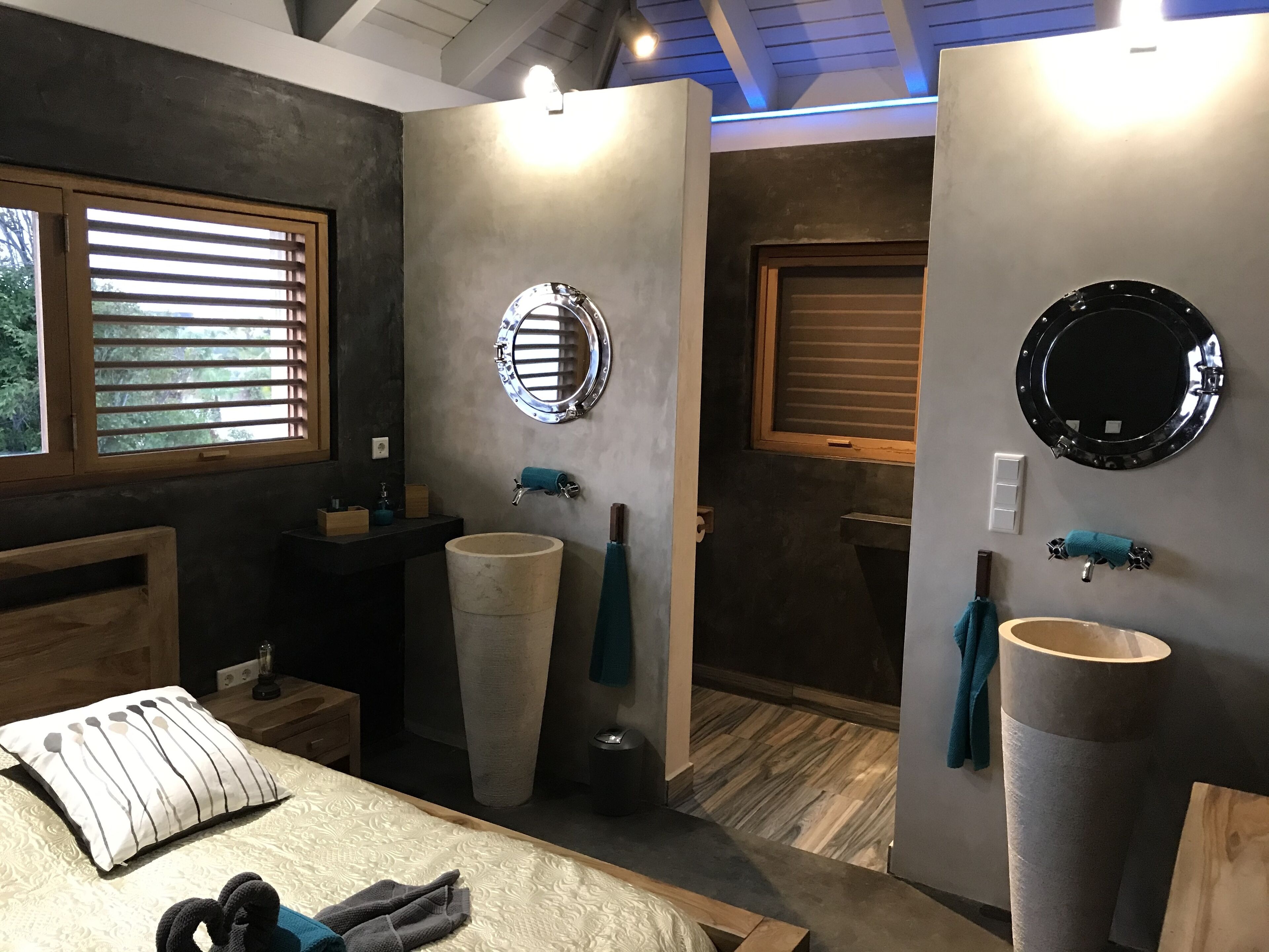 4 habitaciones y caja de seguridad en la habitación 