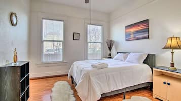 3 sovrum, strykjärn/strykbräda, gratis wi-fi och sängkläder