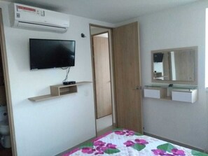 3 quartos, escrivaninha, Wi-Fi de cortesia