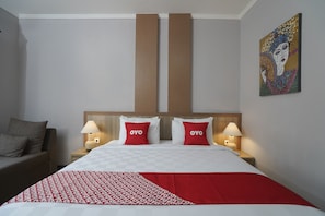 Habitación doble Deluxe | Escritorio, wifi gratis y ropa de cama 