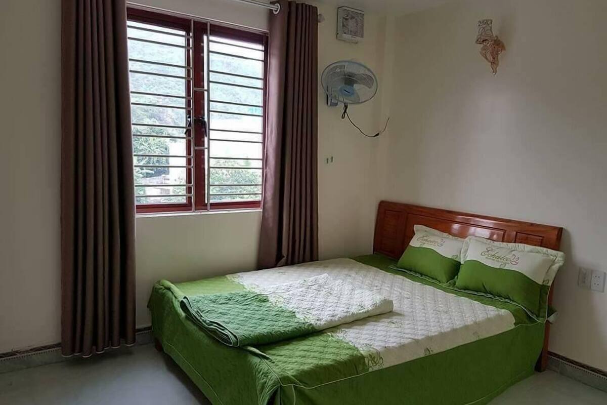 Chambre Double, salle de bains commune