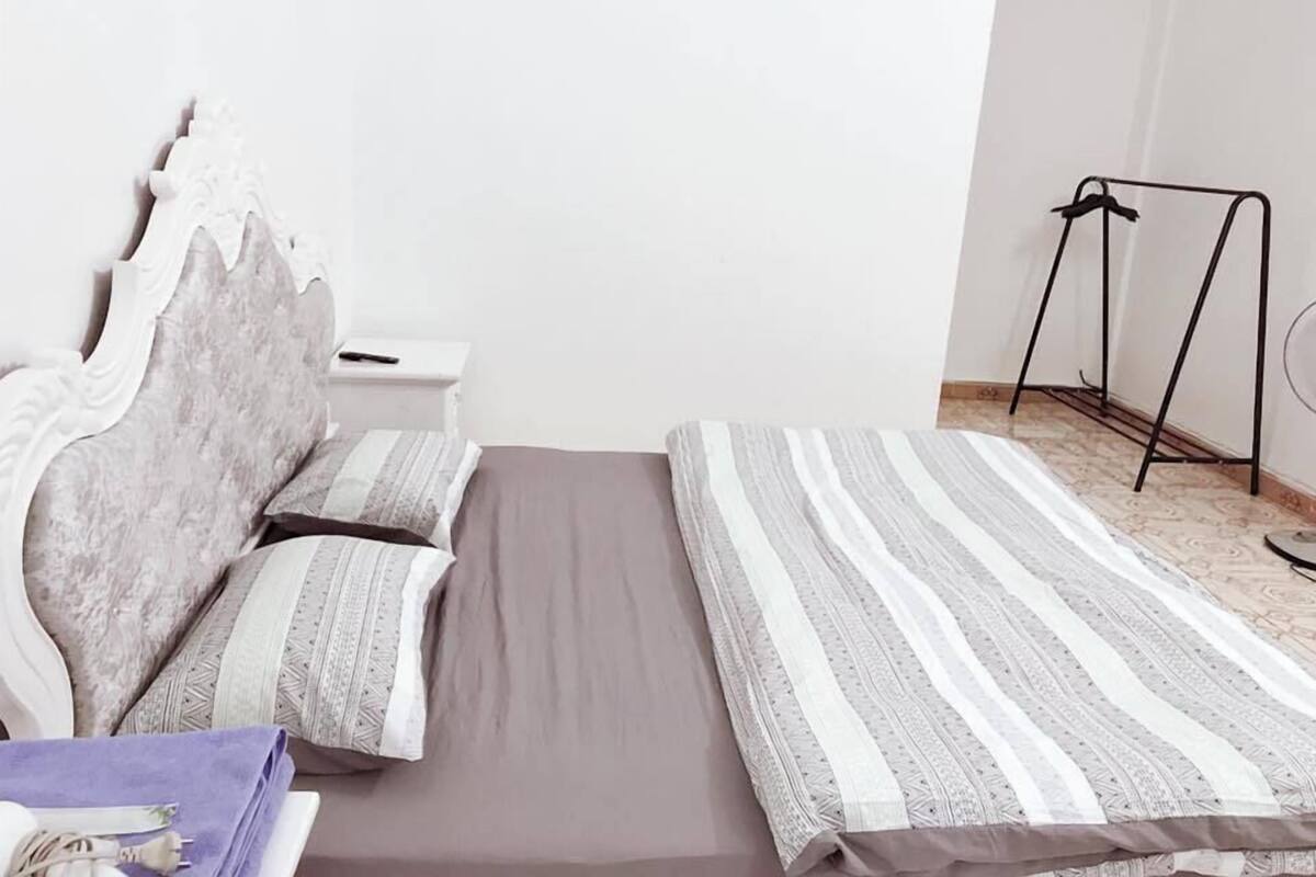 Chambre Double, 1 très grand lit